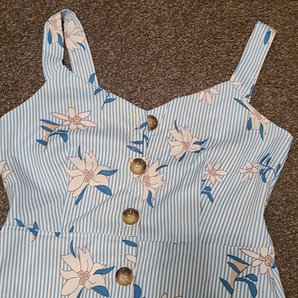 Xs summer dress - Picture 2 of 4